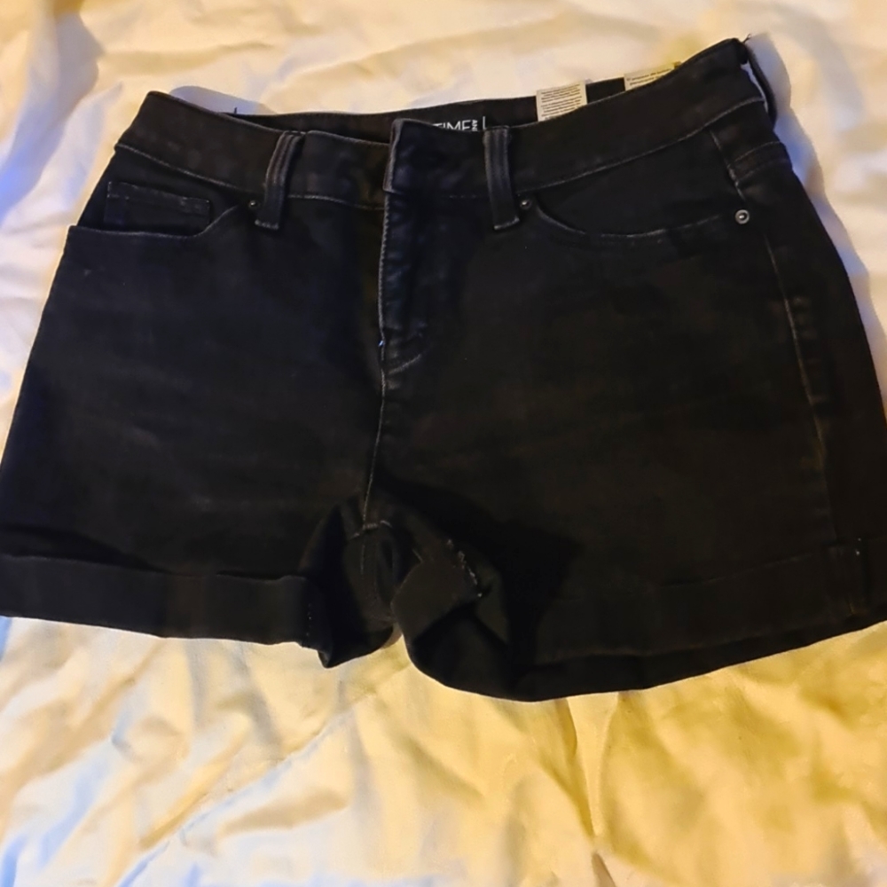 Time and Tru Black Jean Shorts